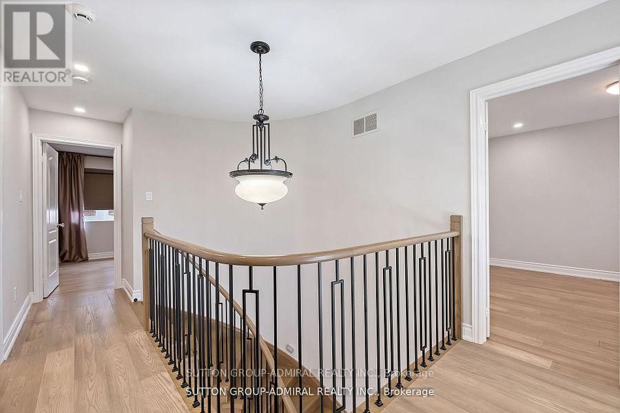 45 INGLEWOOD AVENUE Image 19