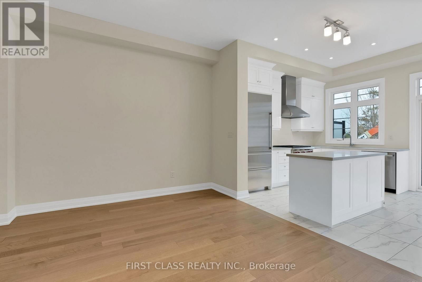 4289 MAJOR MACKENZIE DRIVE Image 6