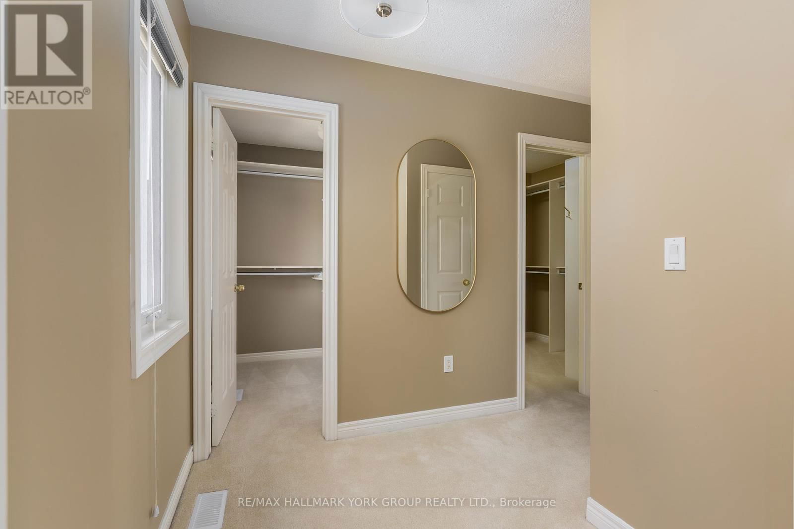 52 FORESTER CRESCENT Image 24