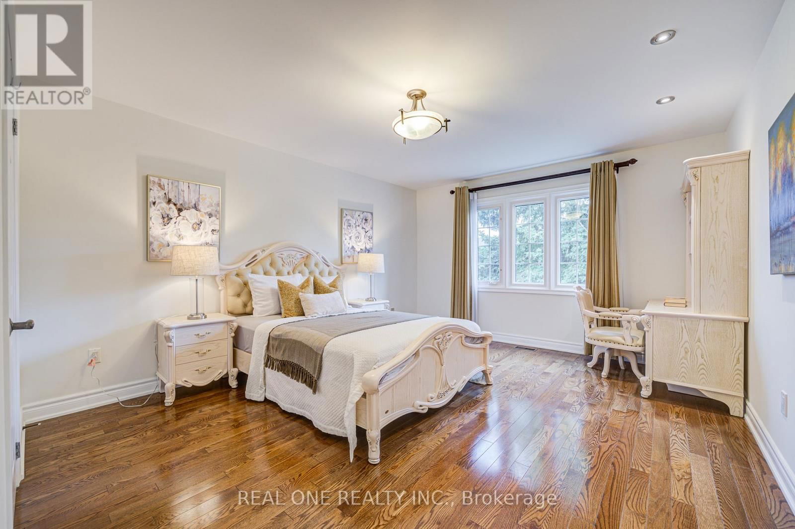 45 GLENAYR ROAD Image 37