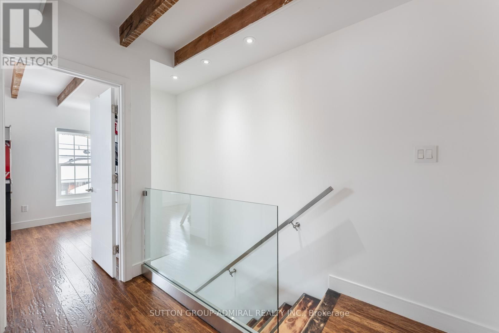 22 GEORGE STREET Image 19