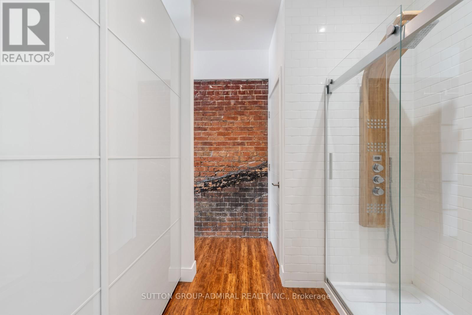 22 GEORGE STREET Image 25
