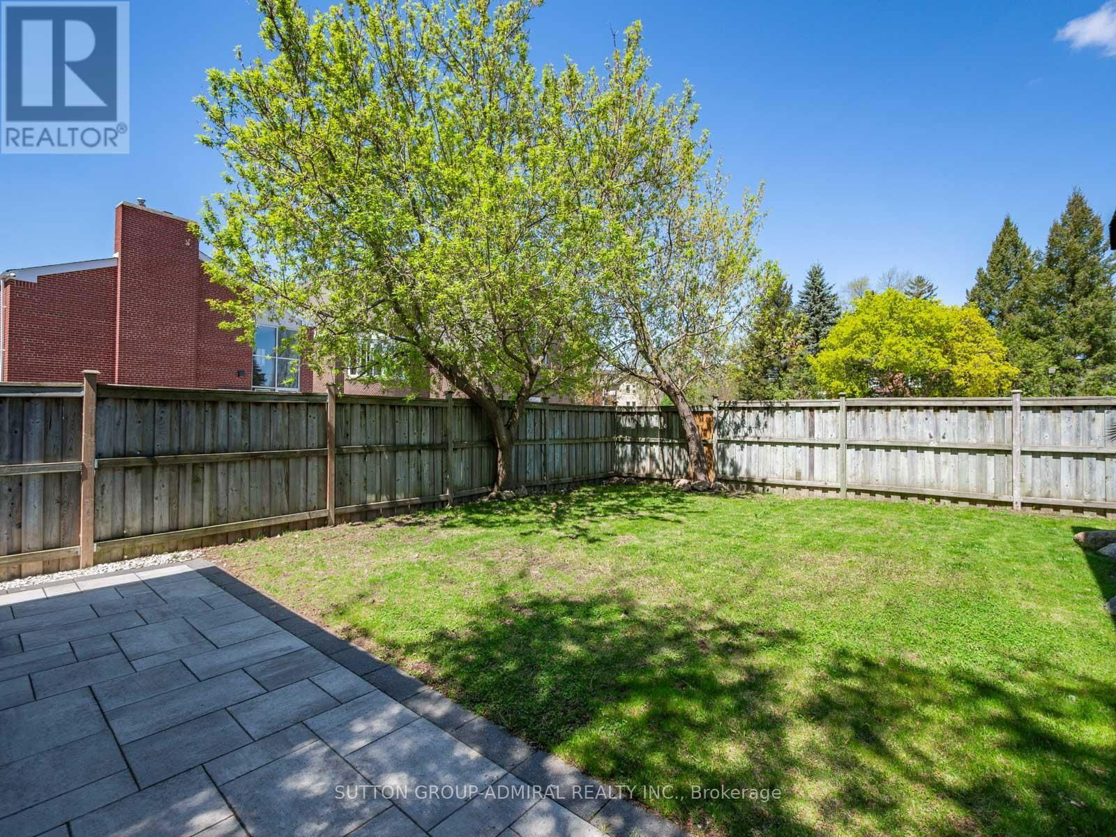 22 GEORGE STREET Image 39