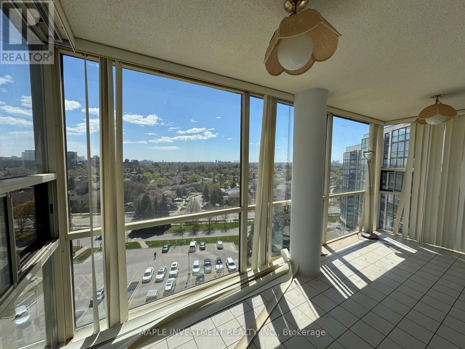 1006 - 40 HARDING BOULEVARD WEST Image 6