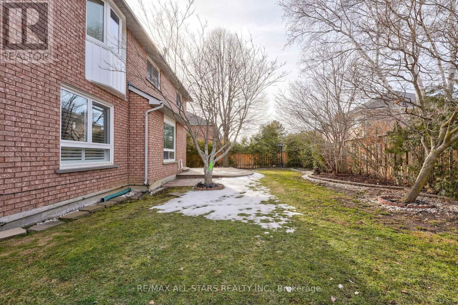 2227 RODICK ROAD Image 38