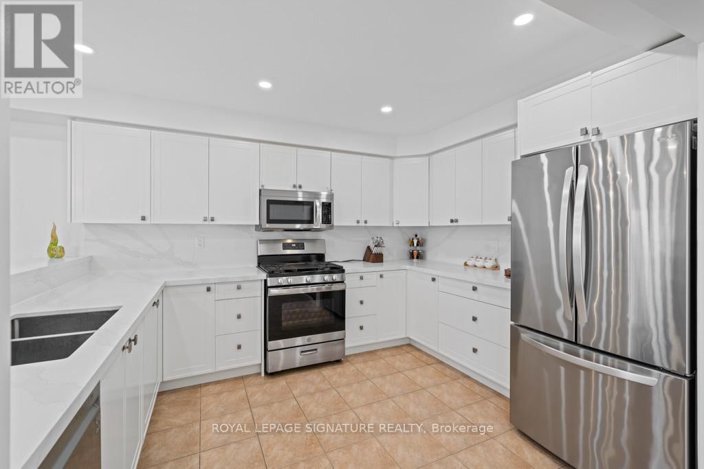60 HARTFORD CRESCENT Image 2