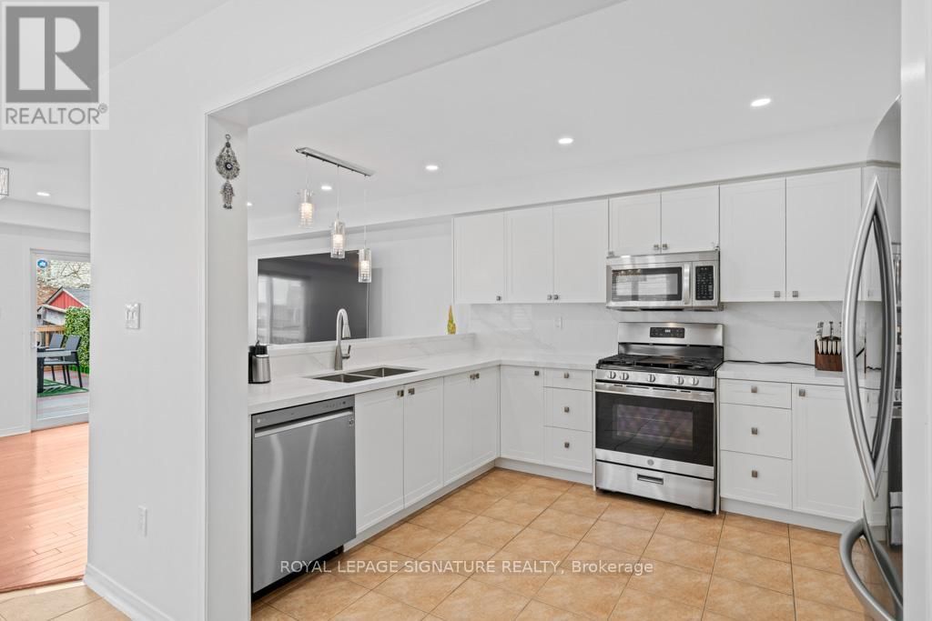 60 HARTFORD CRESCENT Image 3
