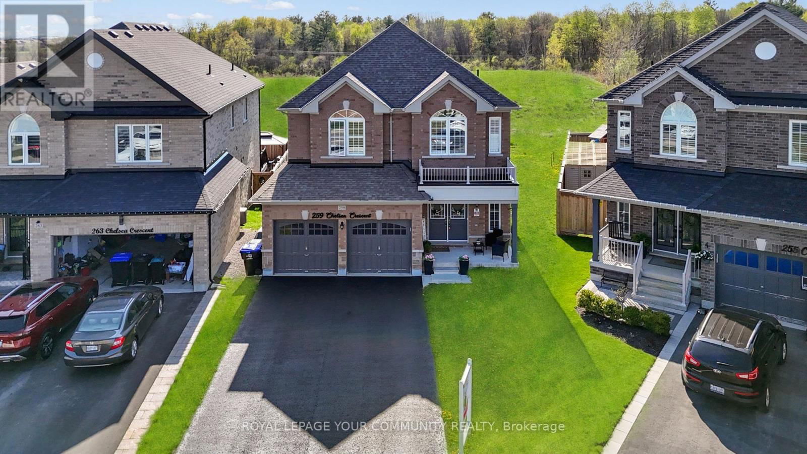 259 CHELSEA CRESCENT Image 1