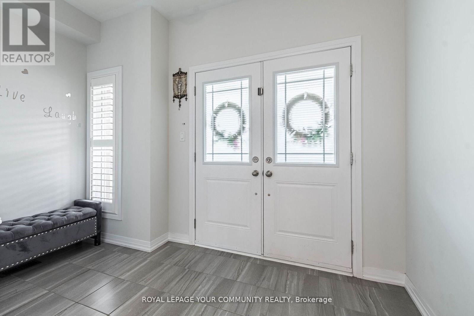 259 CHELSEA CRESCENT Image 3