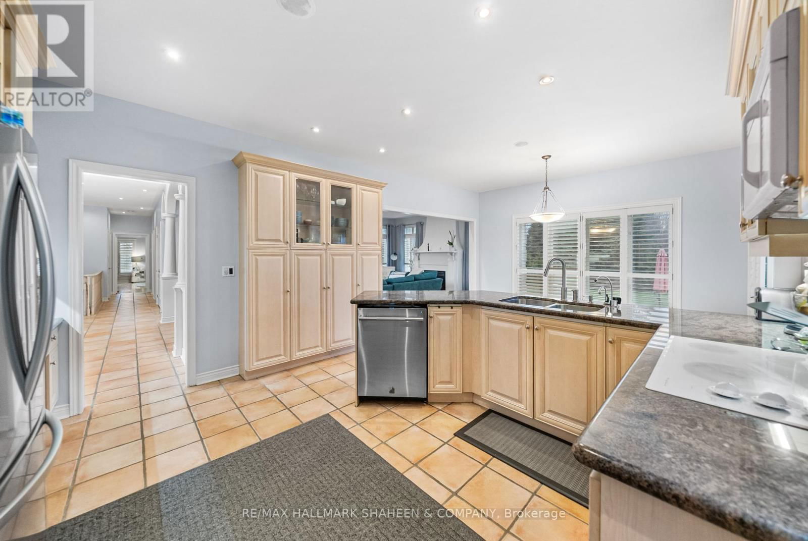 4 MAPLEHYRN AVENUE Image 21