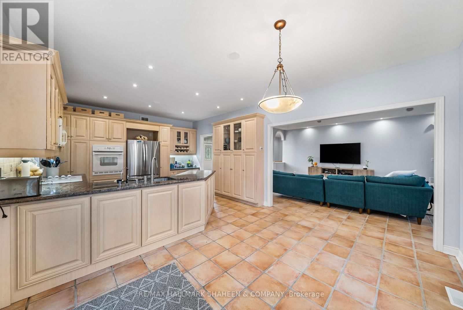 4 MAPLEHYRN AVENUE Image 25