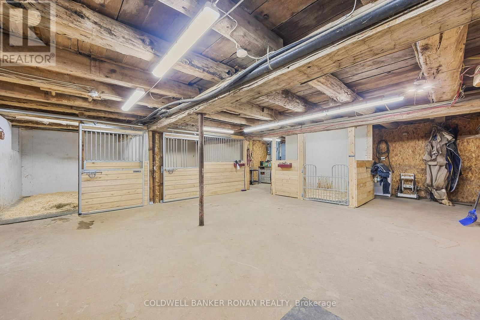 5735 CONCESSION RD 6 Image 14