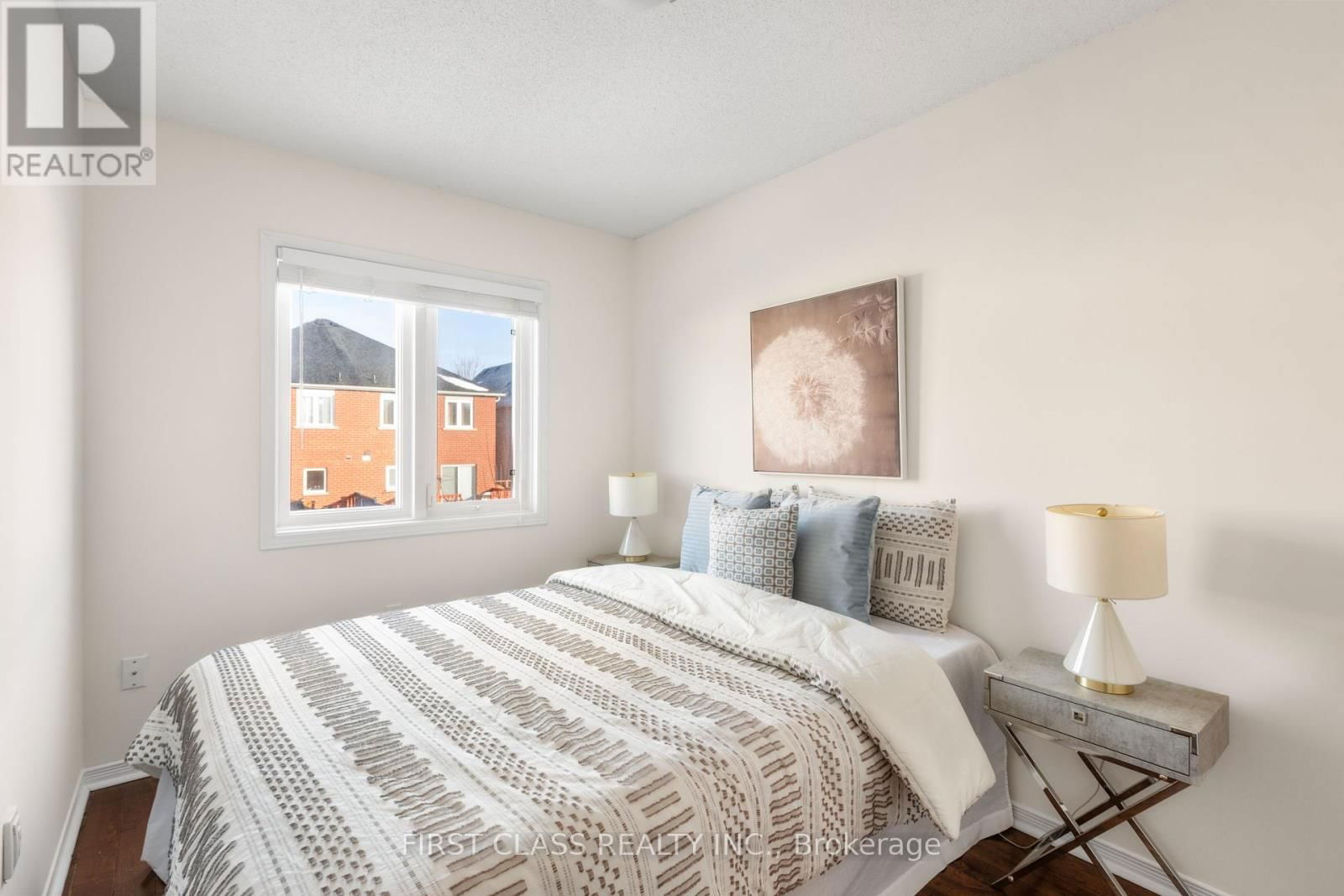26 TARA CRESCENT Image 18