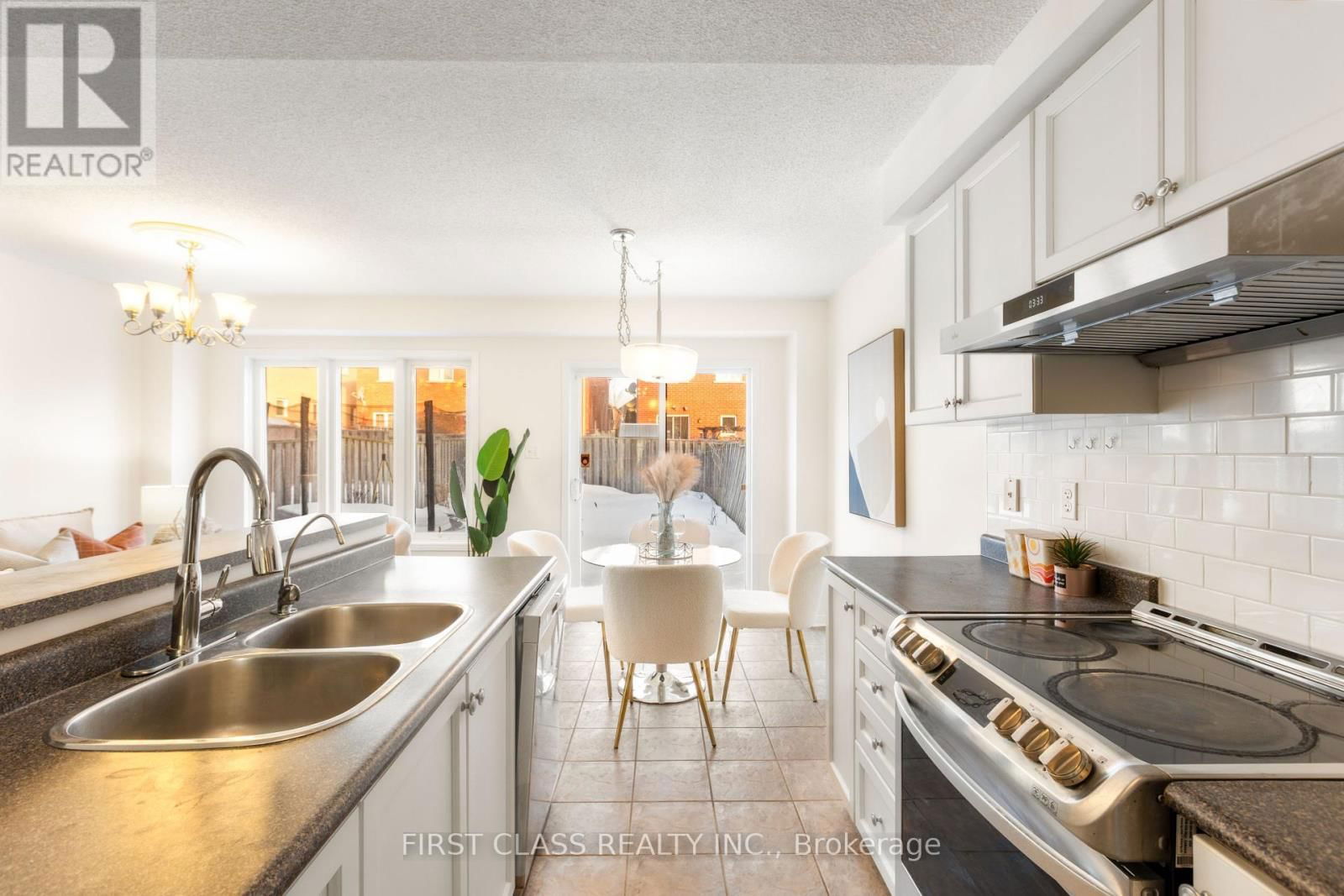 26 TARA CRESCENT Image 3