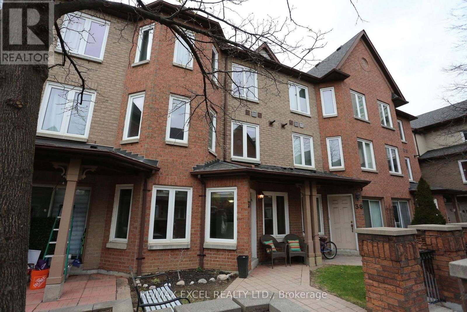 37 - 735 NEW WESTMINSTER DRIVE Image 1