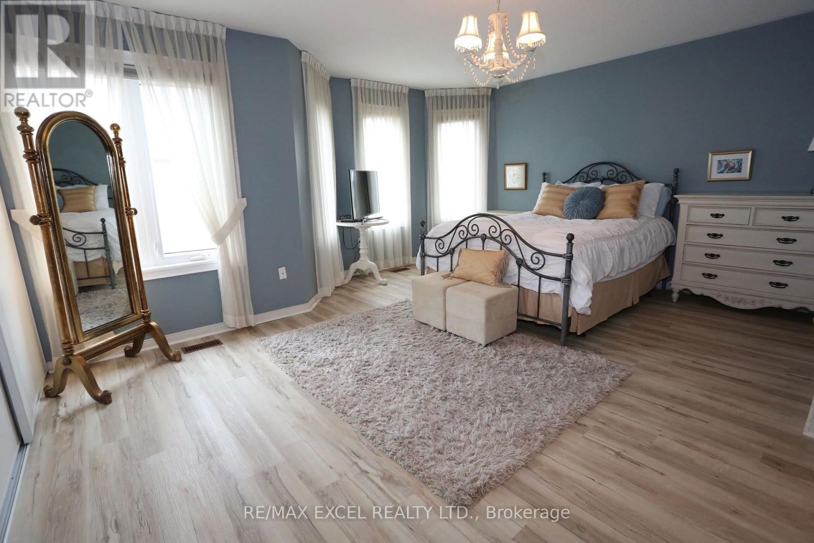37 - 735 NEW WESTMINSTER DRIVE Image 11