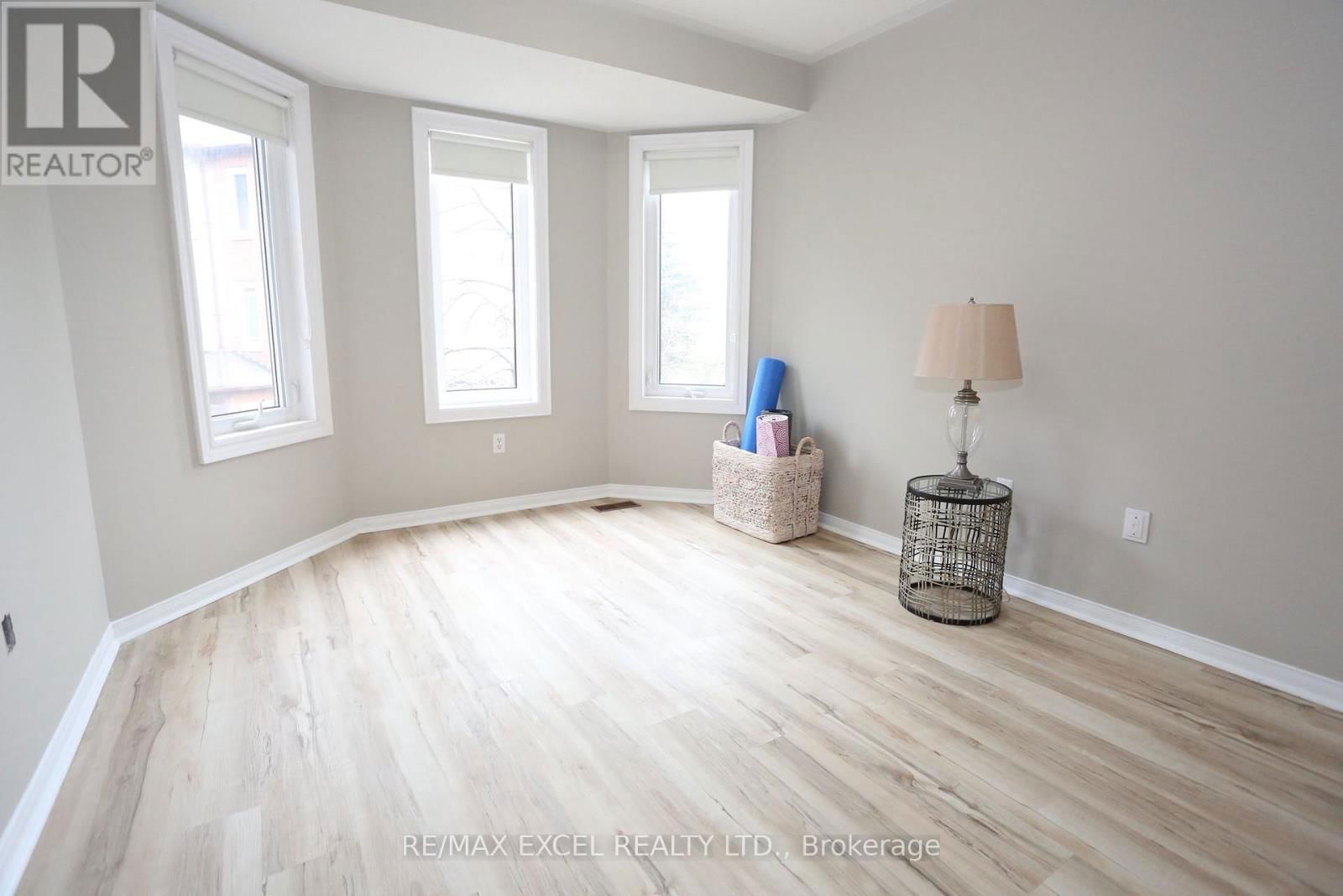 37 - 735 NEW WESTMINSTER DRIVE Image 14