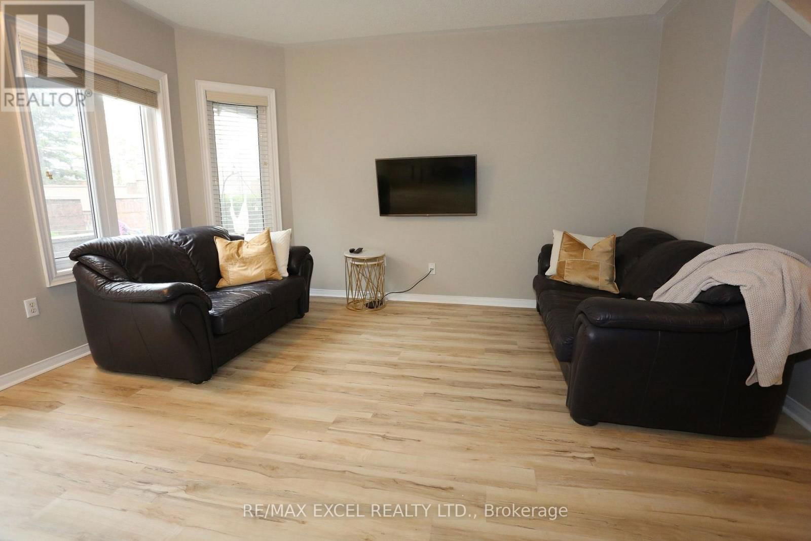 37 - 735 NEW WESTMINSTER DRIVE Image 6