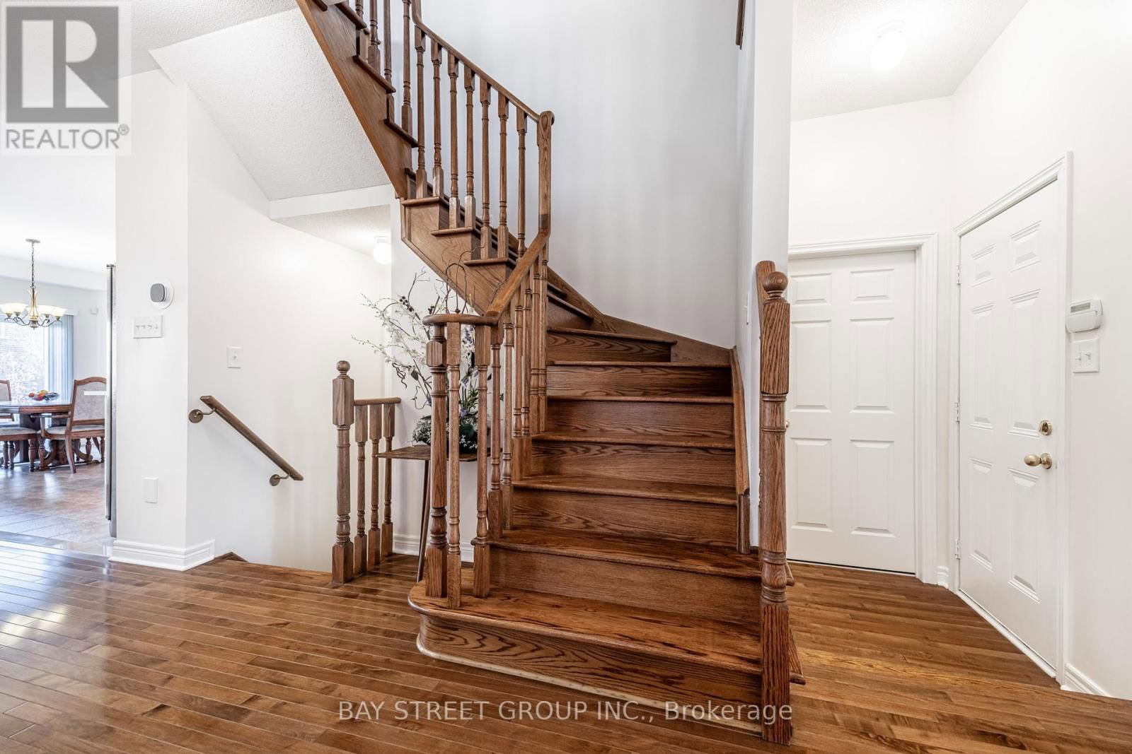 27 PRIMONT DRIVE Image 11