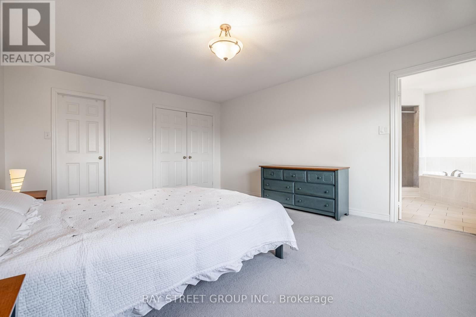 27 PRIMONT DRIVE Image 18