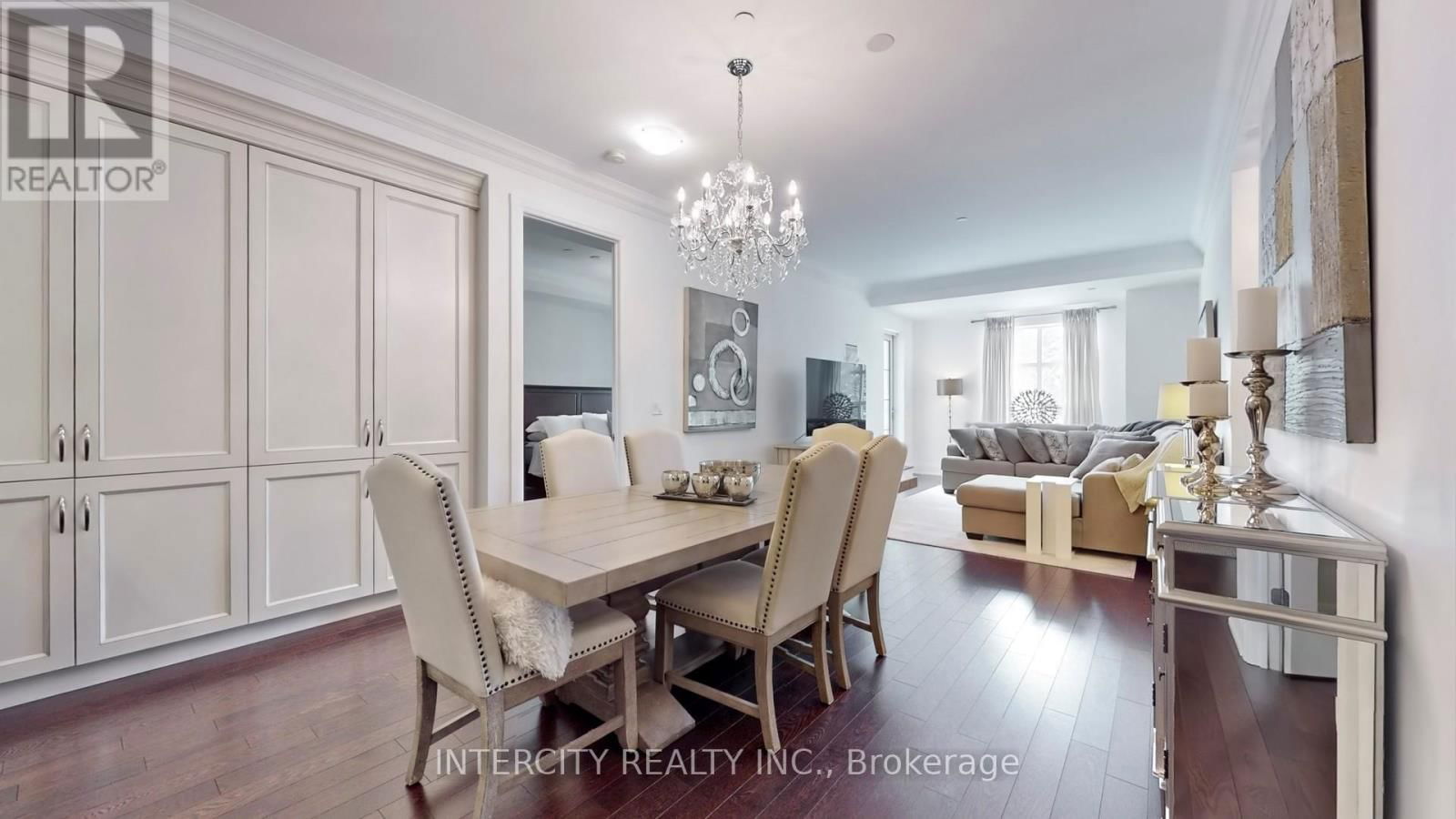 411 - 9909 PINE VALLEY DRIVE Image 11