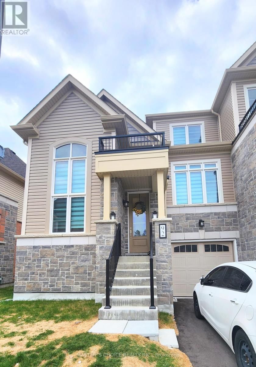 92 LYALL STOKES CIRCLE Image 4