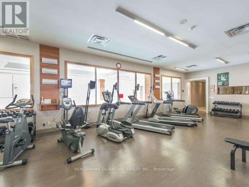 1118 - 37 GALLERIA PARKWAY Image 15
