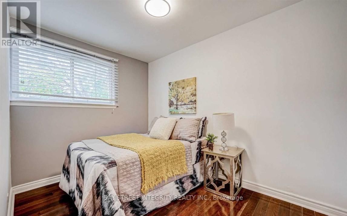 Main 416 BROWNDALE CRESCENT Image 10