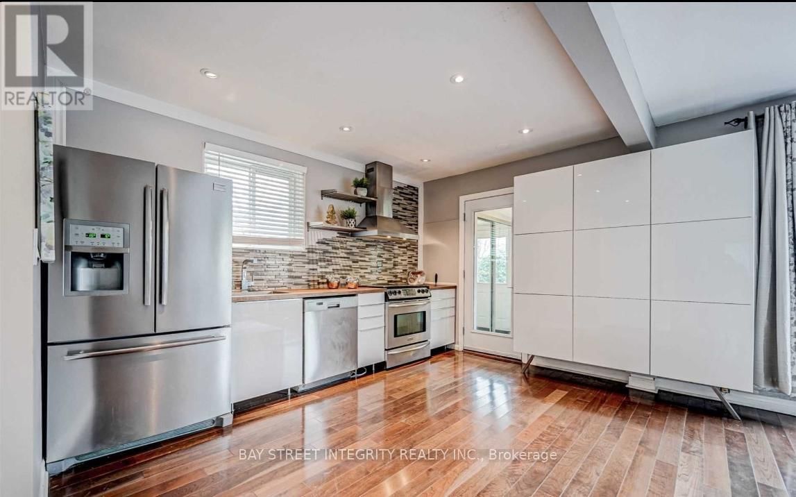 Main 416 BROWNDALE CRESCENT Image 6