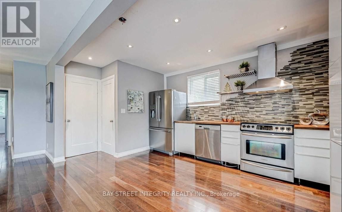 Main 416 BROWNDALE CRESCENT Image 7