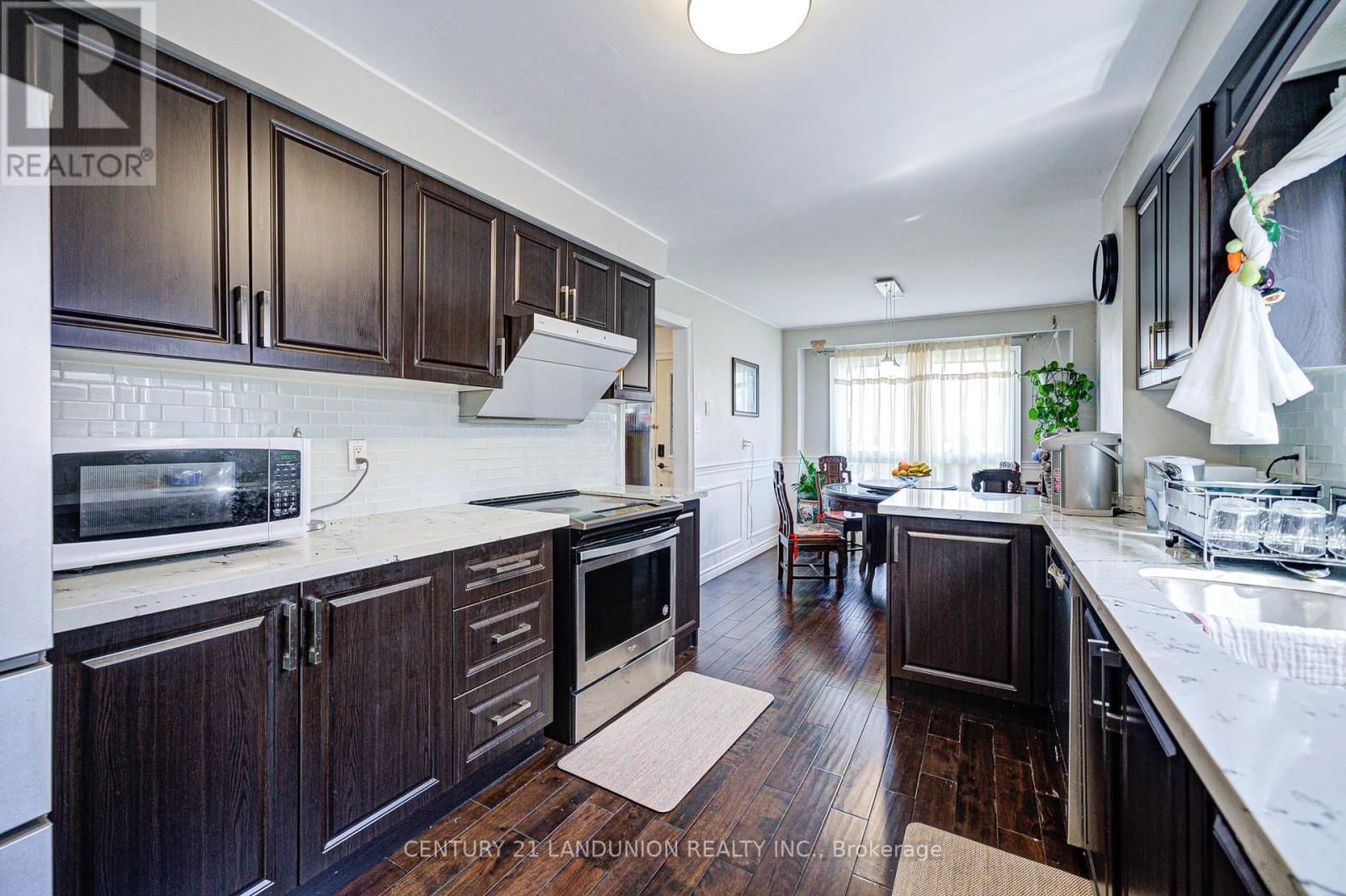 183 WILLOWBROOK ROAD Image 12