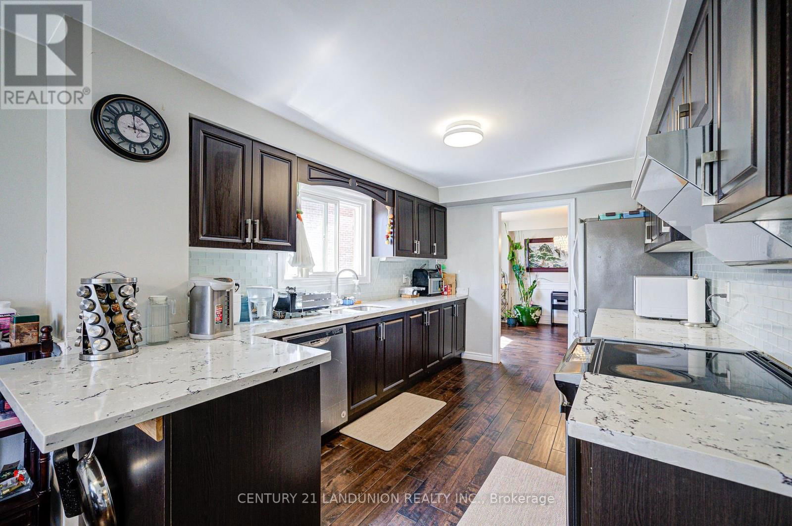 183 WILLOWBROOK ROAD Image 14