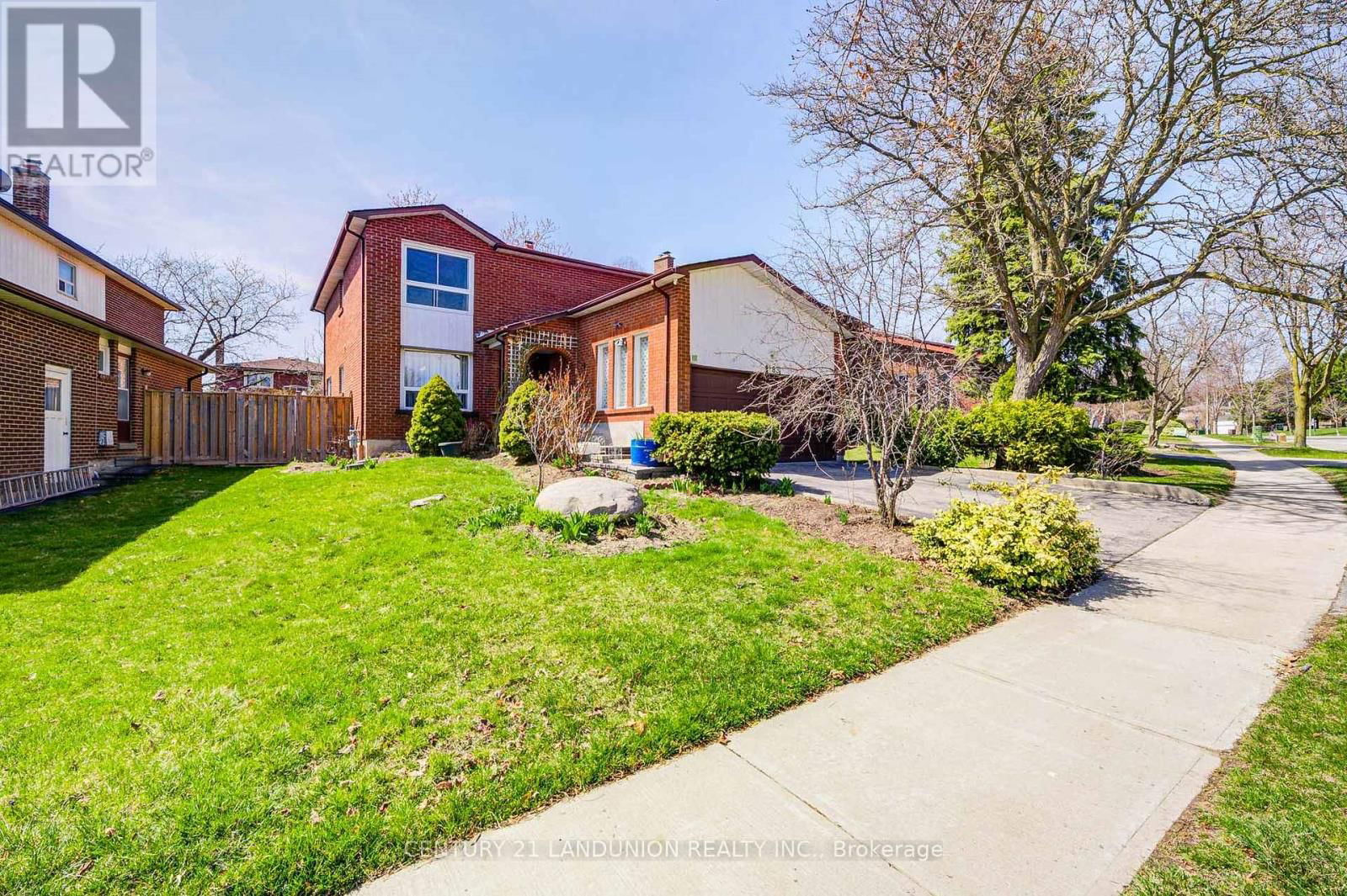 183 WILLOWBROOK ROAD Image 4