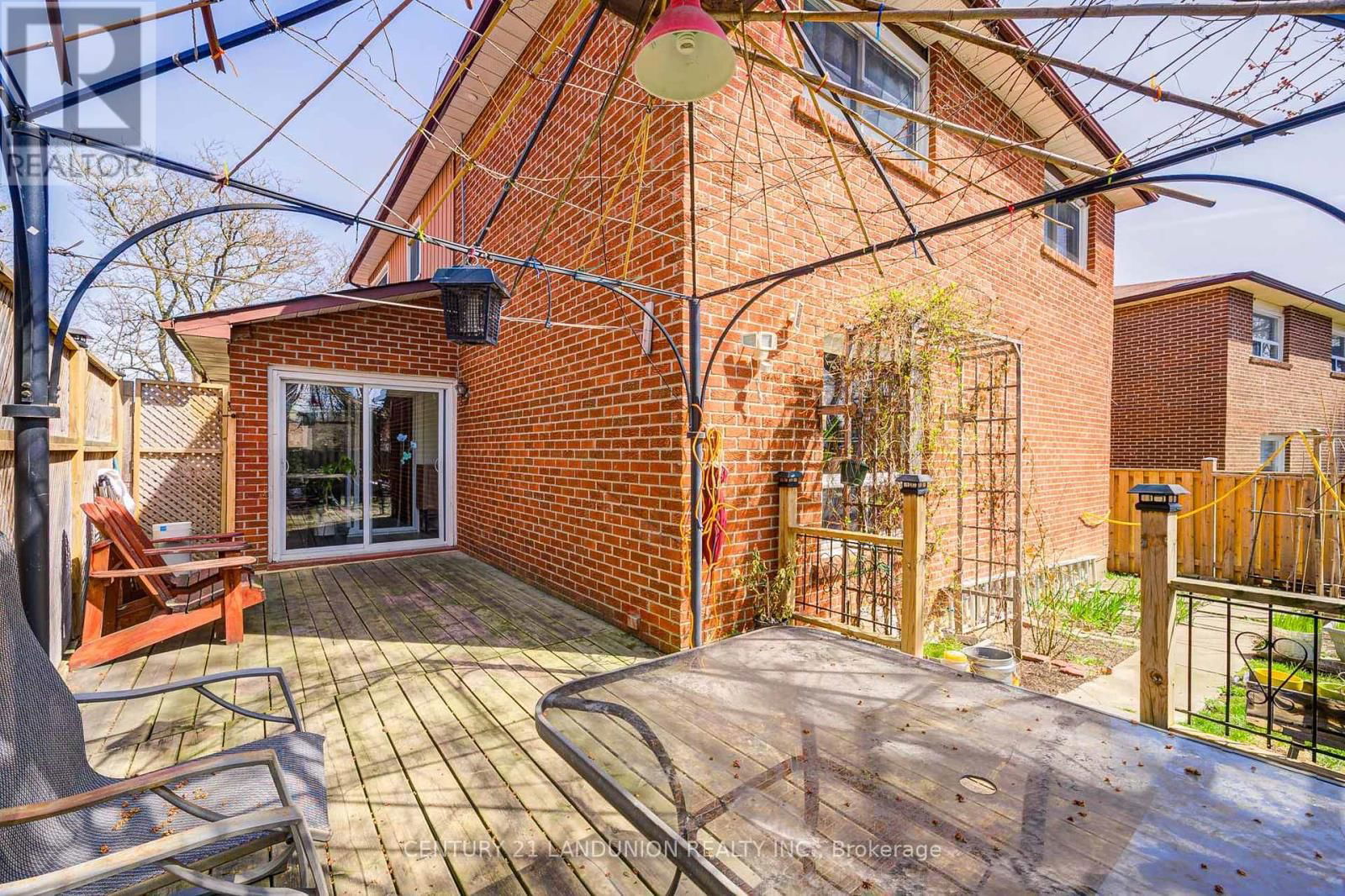 183 WILLOWBROOK ROAD Image 46