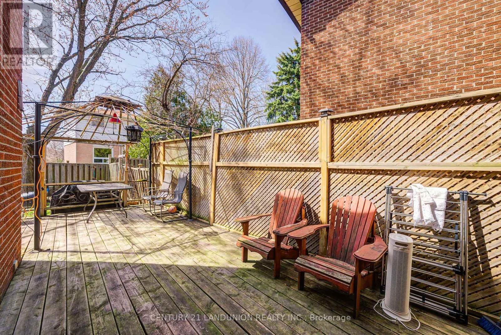 183 WILLOWBROOK ROAD Image 47