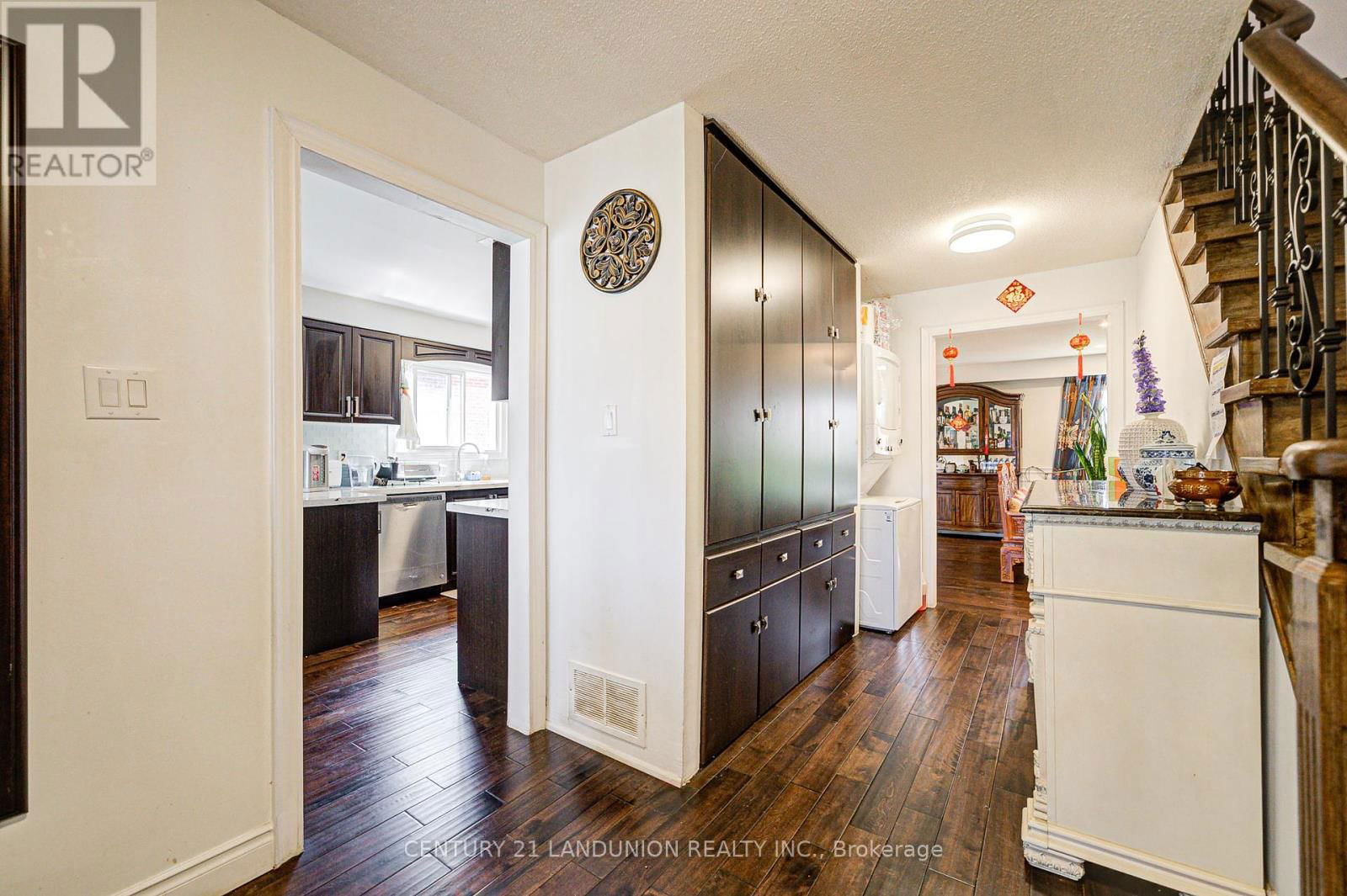183 WILLOWBROOK ROAD Image 6