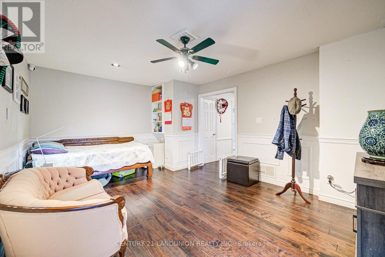 183 WILLOWBROOK ROAD Image 9