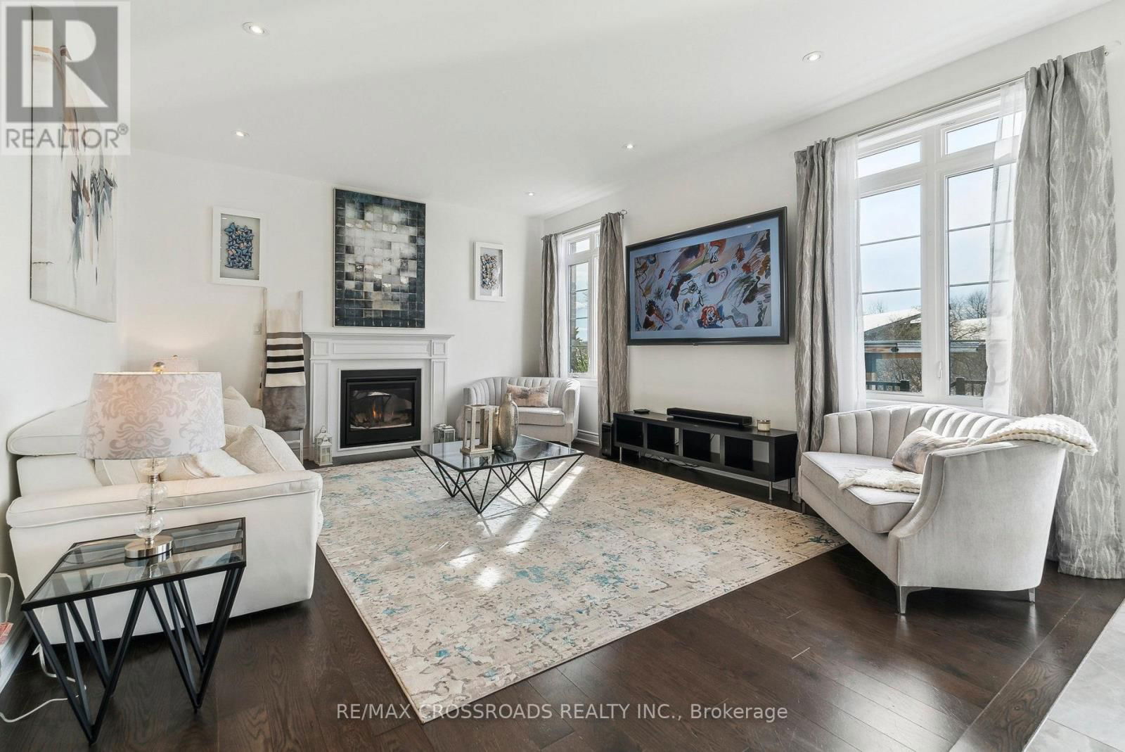 48 MUMBERSON STREET Image 16