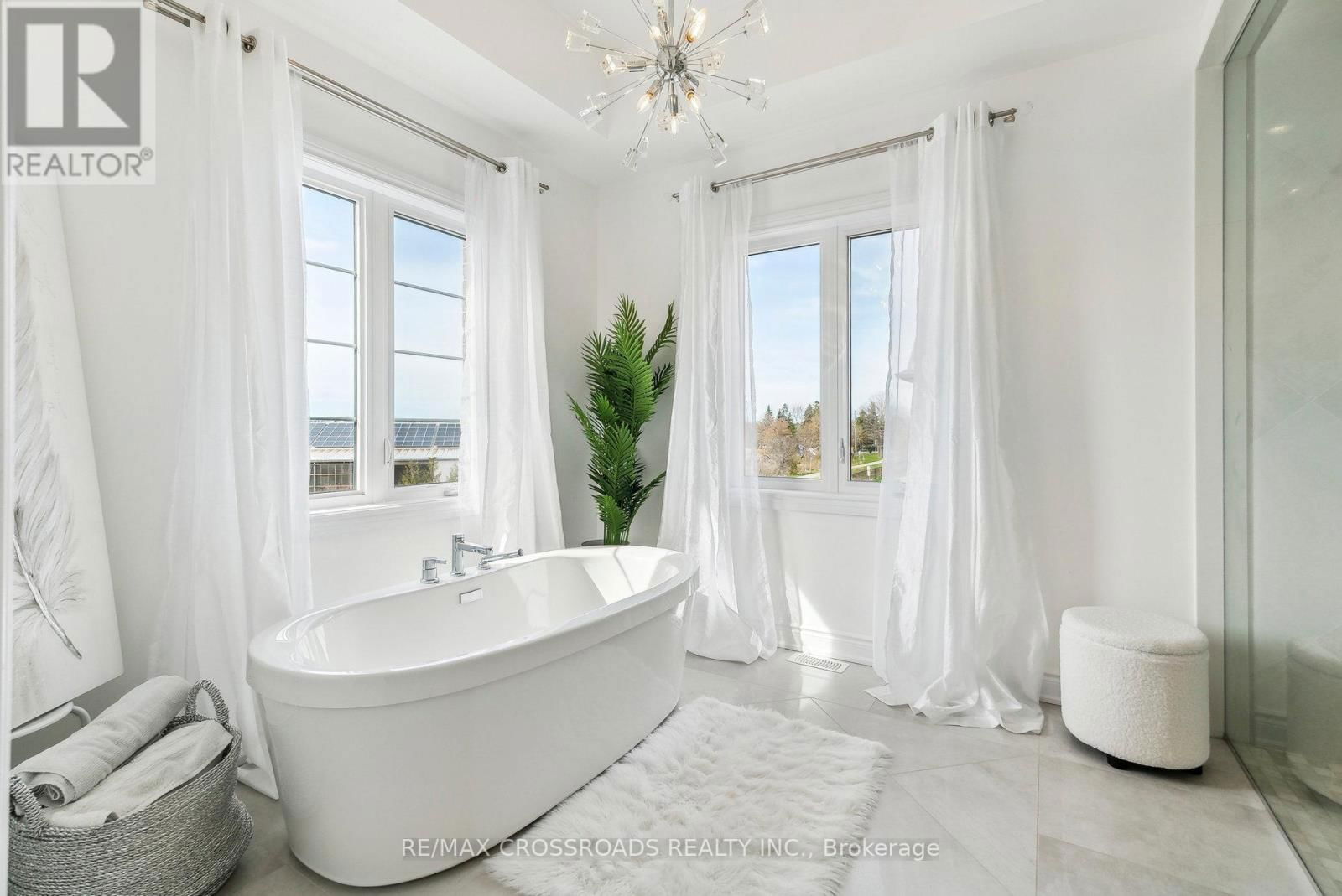 48 MUMBERSON STREET Image 26