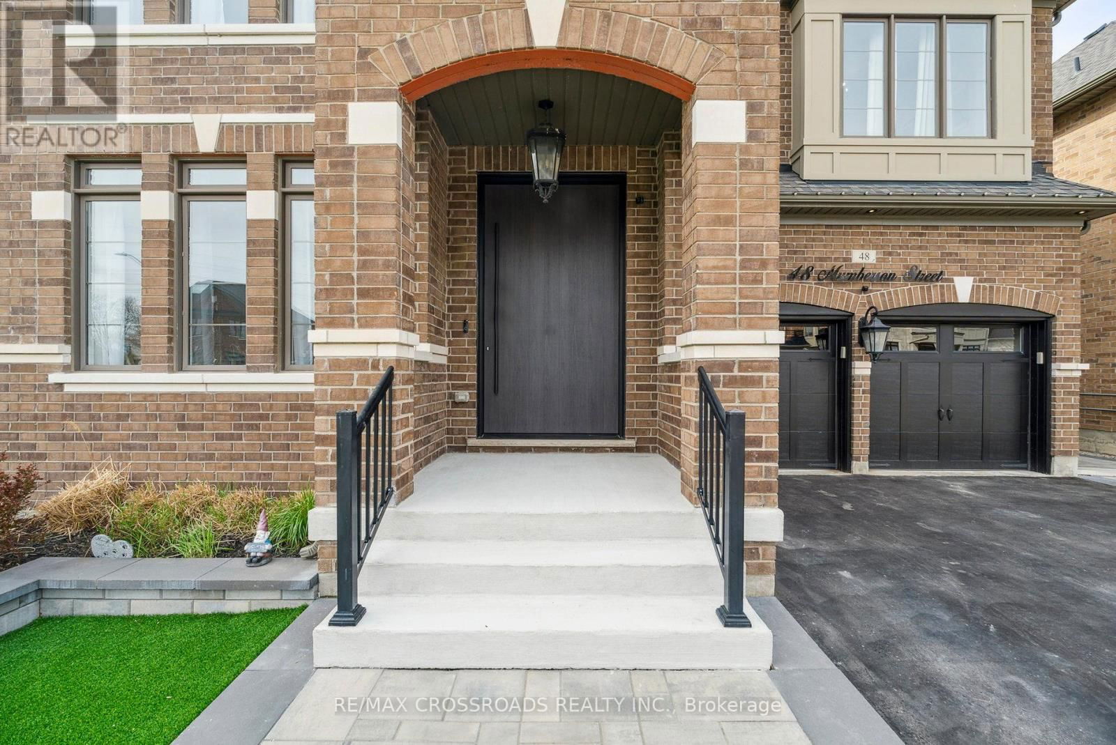 48 MUMBERSON STREET Image 3
