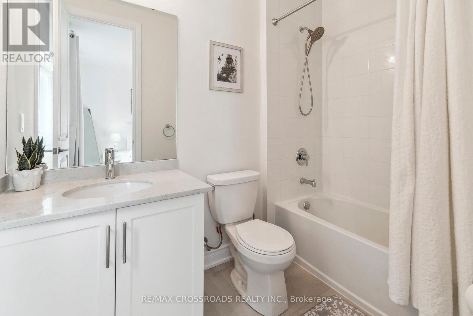 48 MUMBERSON STREET Image 31