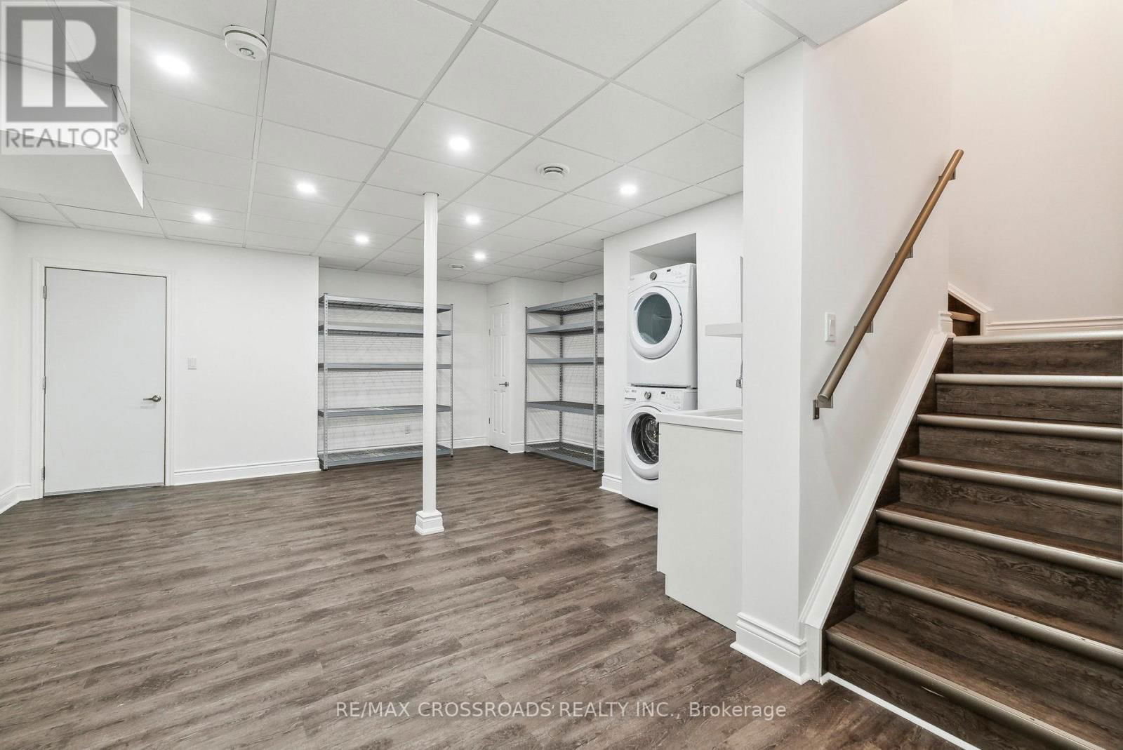 48 MUMBERSON STREET Image 39