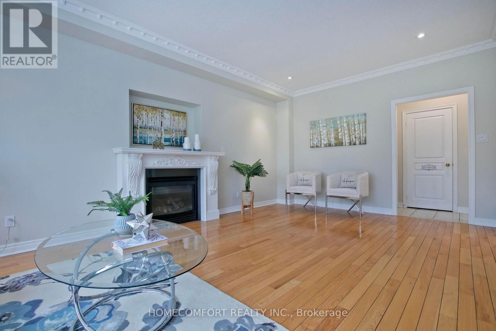 182 SIDERNO CRESCENT Image 16