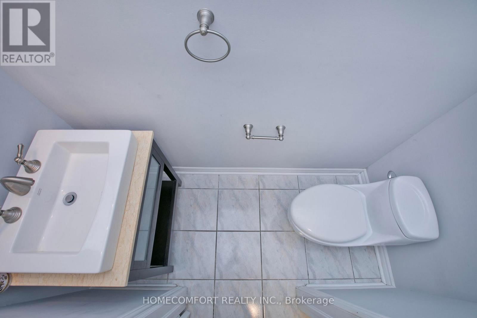 182 SIDERNO CRESCENT Image 17