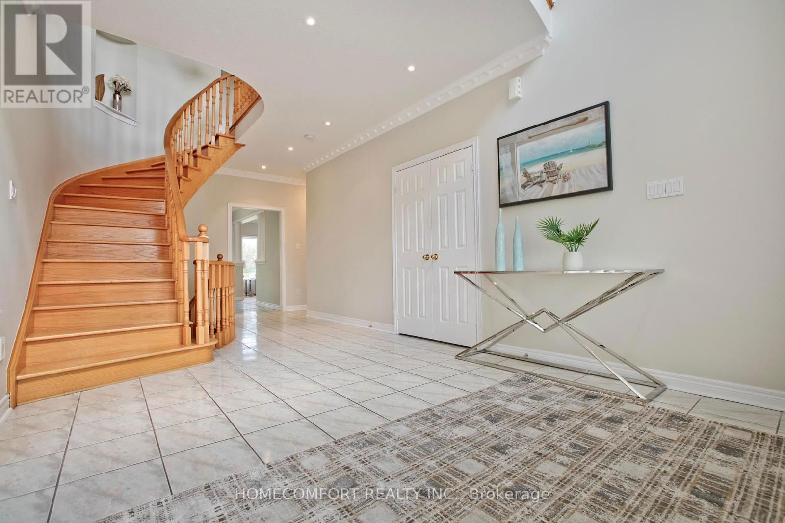 182 SIDERNO CRESCENT Image 18