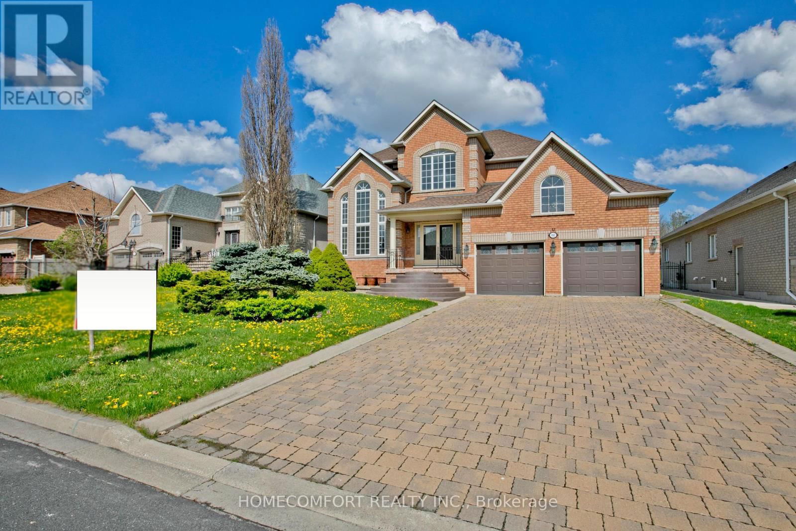 182 SIDERNO CRESCENT Image 2