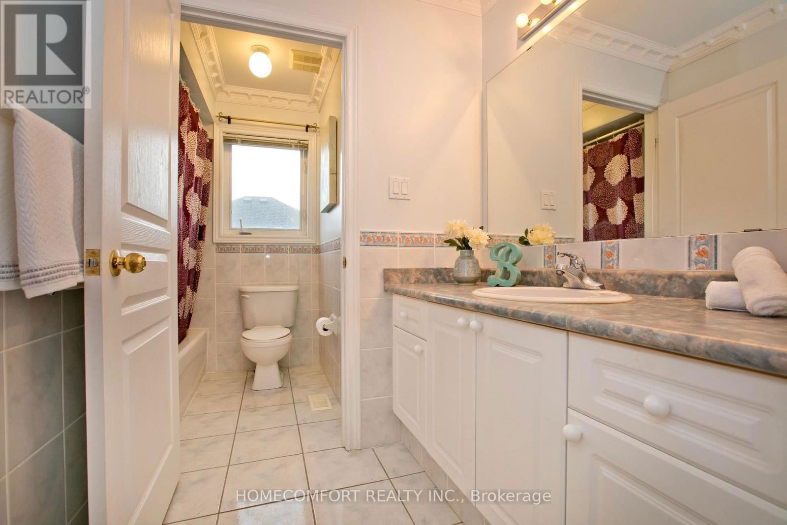 182 SIDERNO CRESCENT Image 27