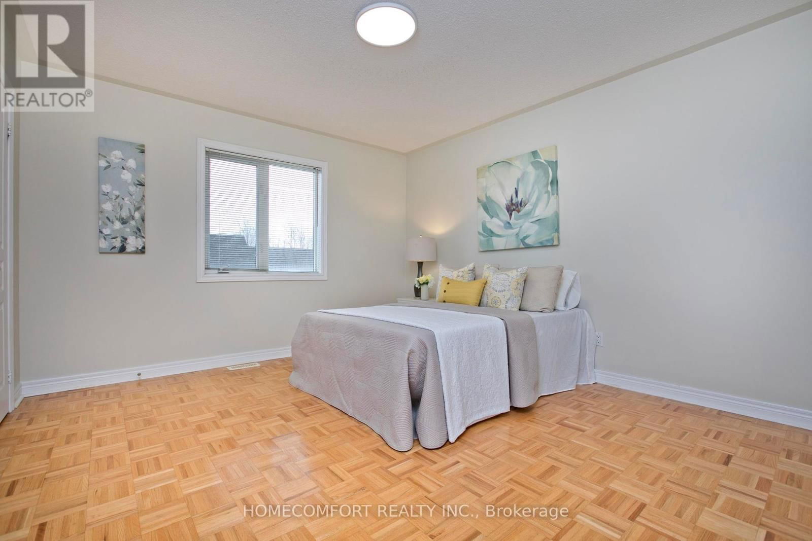 182 SIDERNO CRESCENT Image 28