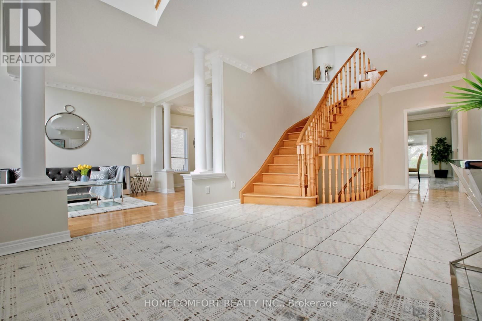 182 SIDERNO CRESCENT Image 3