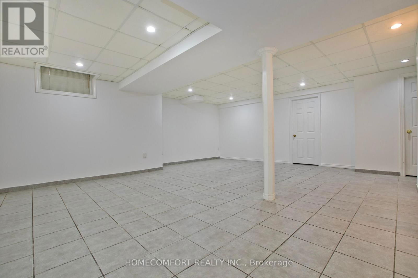 182 SIDERNO CRESCENT Image 33
